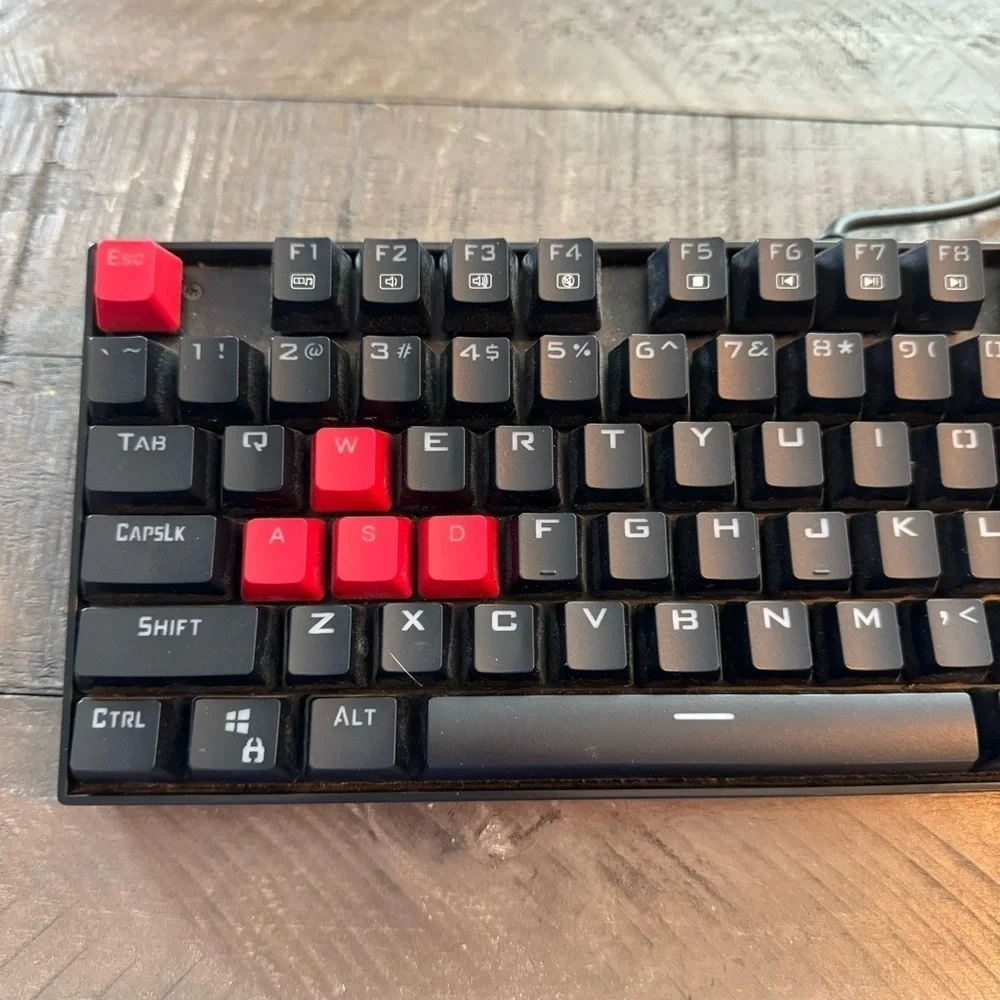 Reddragon Wired Mechanical Gaming Keyboard KUMARA K552RGB-2
